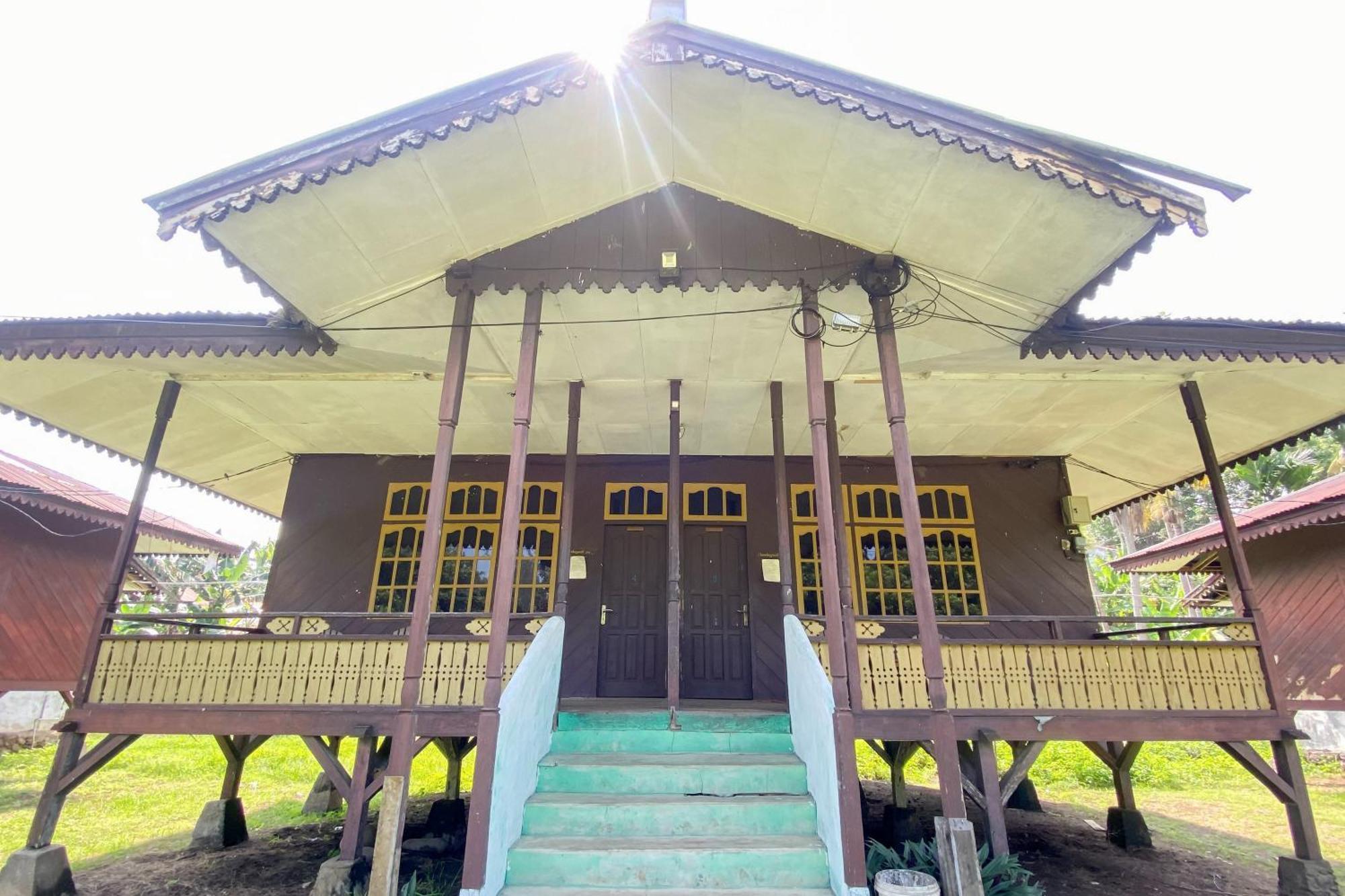 Hotel Pantai Panjang Bengkulu Redpartner المظهر الخارجي الصورة